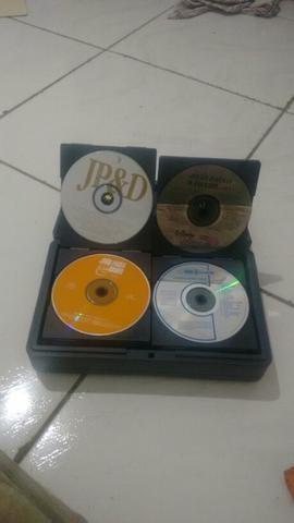 39 cds todos originais + porta cd $ 275,00 f/ler anuncio