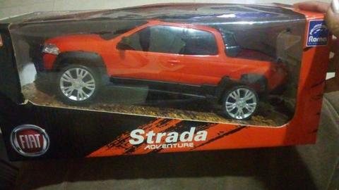 Carro brinquedo Fiat Strada