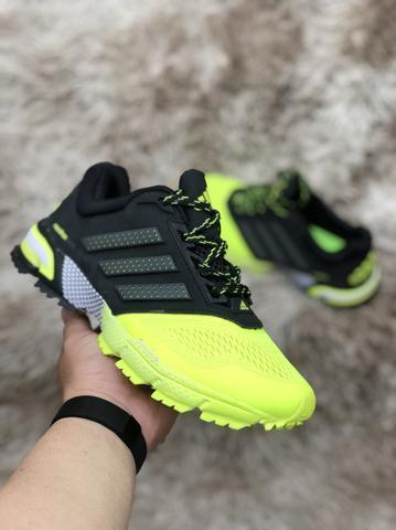 Tênis marathon adidas últimas peças