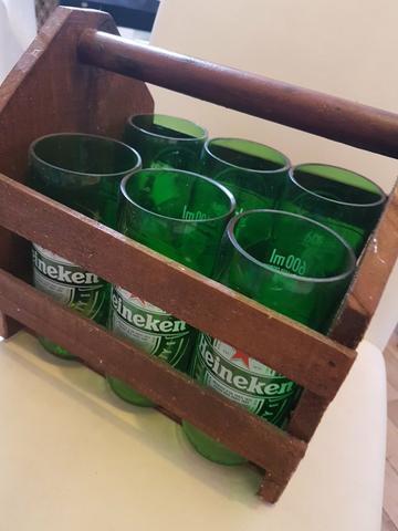 Copos Heineken e suporte Madeira
