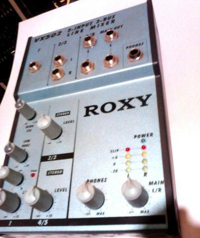 Mesa De Som Roxy Vx502 stéreo(entrego no metrô Tatuapé)