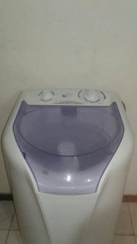 Máquina de lavar eletrolux 7kg turbo compacta!