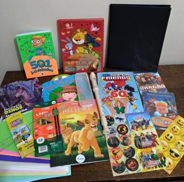 Livros dinossauros, atividades e colorir super heróis, giz, pasta, etc