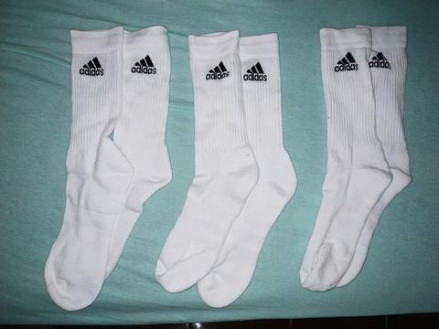 3 pares de meias Adidas Originais(nunca usadas)