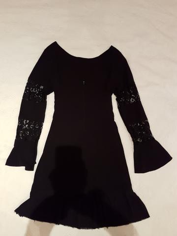 Novíssimo E Elegante Vestido De Noite Preto