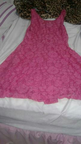 Vestidos Miss Young tamanho 16