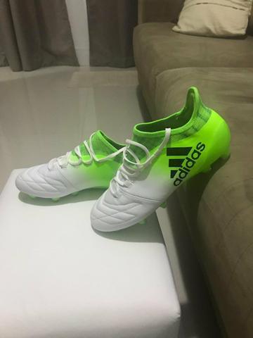 Chuteira Adidas profissional original