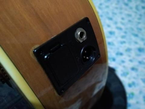 Vendo violão profissional PHX ( anatômico )