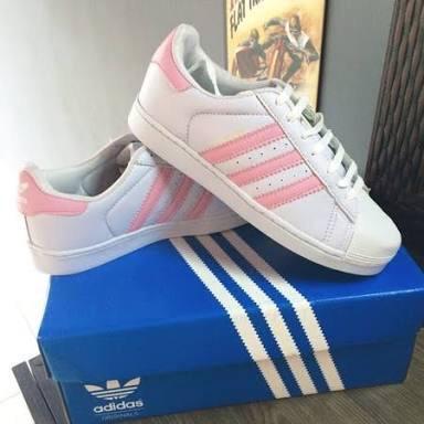 Tênis Adidas Superstar