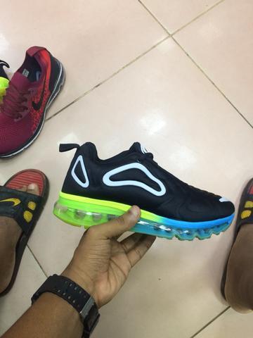 Tênis Nike Airmax 720