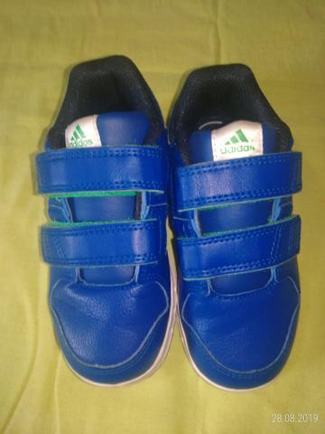 Tênis infantil adidas tamanho 24