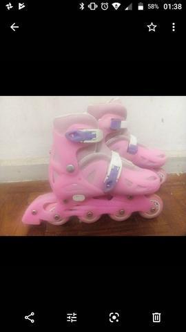 Vende-se 2 patins infantil