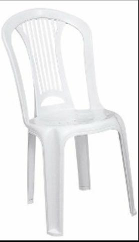 Cadeiras de plástico sem braço tipo bistrô