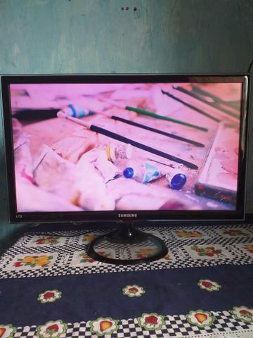 Vendo TV de led de 27 polegadas