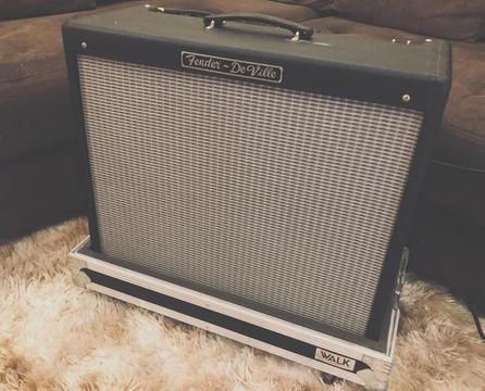 Fender Deville 212 III + Hard Case de rodinhas