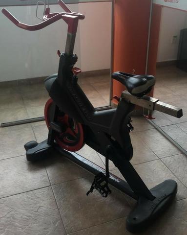 Bicicleta Spinning - Total Health Profissional