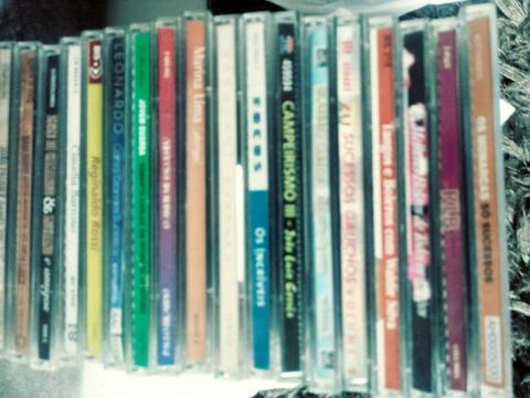 Lote de cds antigos. Diversos