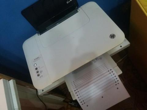 Impressora HP deskjet 1516 NOVA